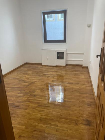 Eroii Revolutiei - Tineretului - VILA - 5 camere - pret 1500 euro