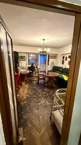 Apartament 4 camere de închiriat – Piața Unirii, Blocul Horoscop