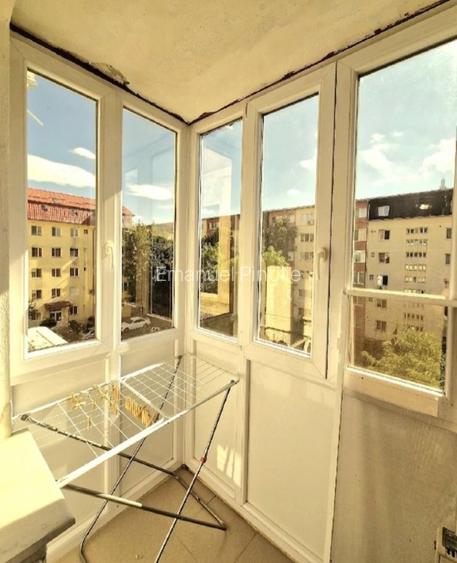 Vând apartament 3 cu camere  - 11