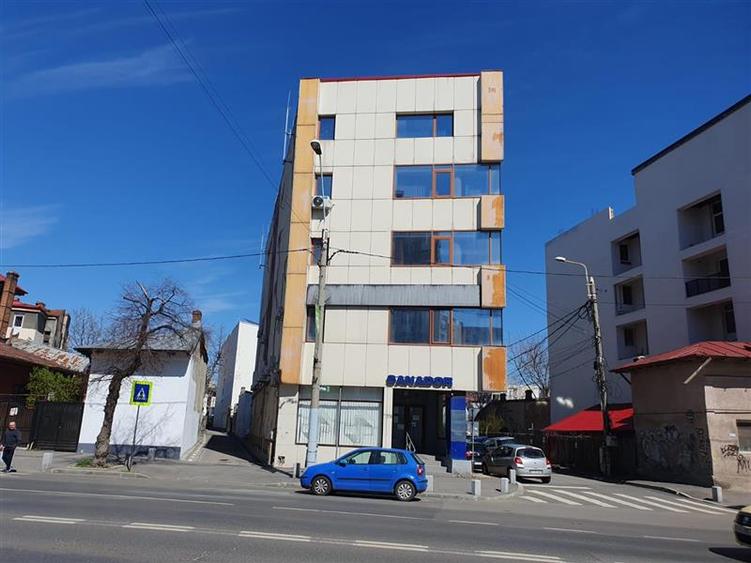 Spatii birouri - Calea Plevnei - de la 85 mp