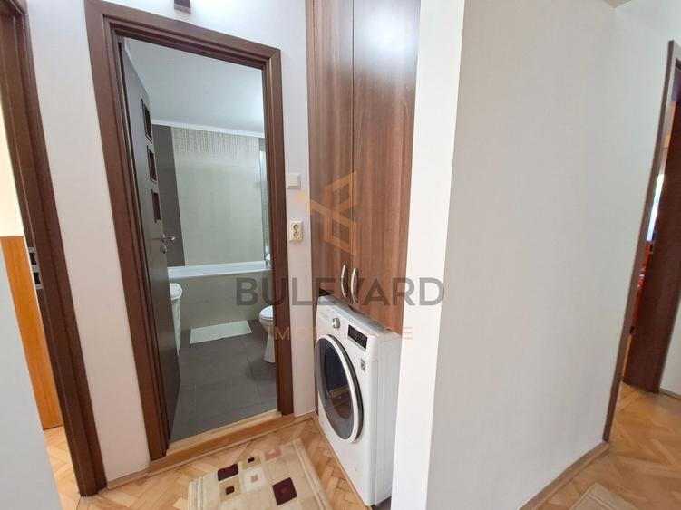 Apartament 3 camere decomandate + parcare, mijlocul strazii Titulescu!