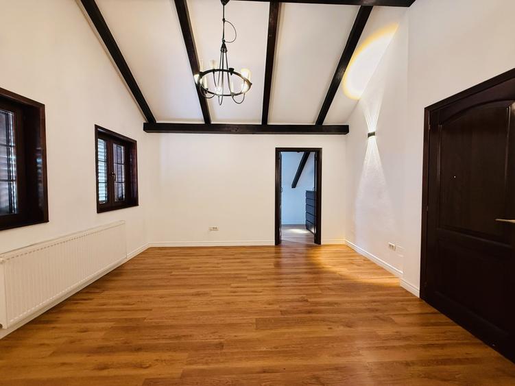 DE INCHIRIAT Casa individuala, 180mp utili, 720 teren-Sanmihaiul Roman