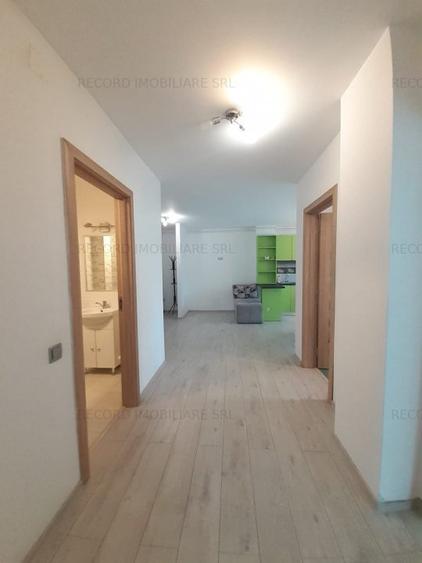 Apartament 3 camere,2 bai,et.1,balcon,parcare subterana! zona Marasti