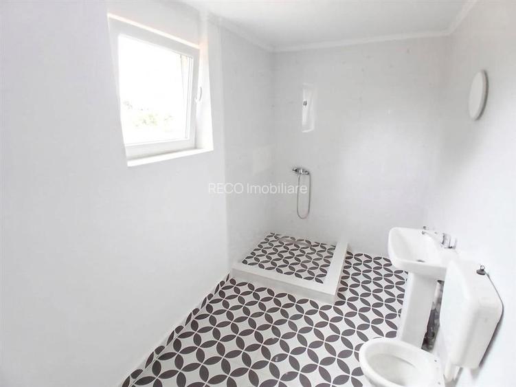 RECO Casa 3 camere, renovata complet, dublu front stradal - 16