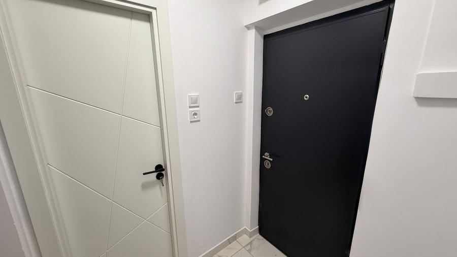 Garsoniera Dristor langa metrou, etaj 2, comision 0 !