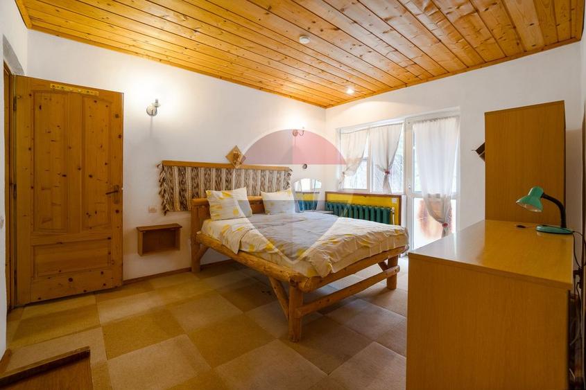 Casă de Vacanta/ Familie/ cu Poveste-Azuga/ Piscina interioara!
