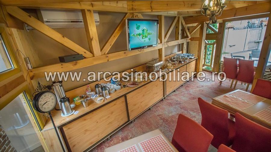 HOTEL DE VANZARE 5* ULTRACENTRAL!