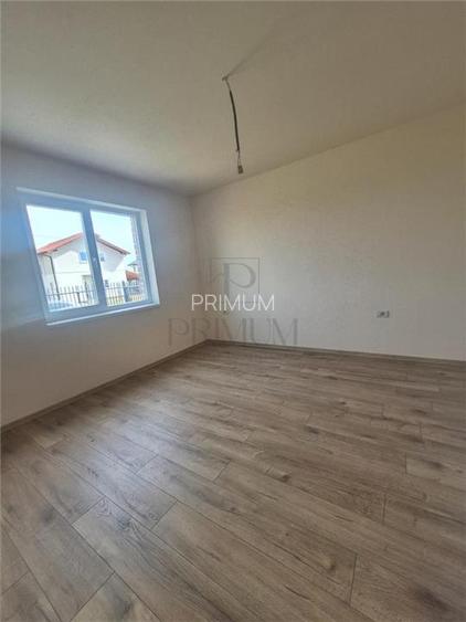 CASA INDIVIDUALA - SUPERBA - APROAPE DE CENTURA - 14