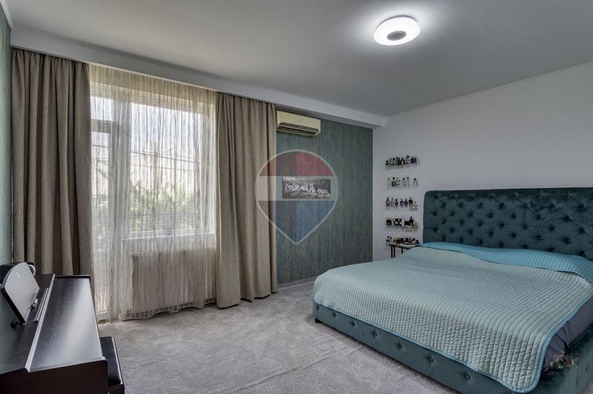 Vilă renovată P+1+M | Foișor vitrat, grădină și jacuzzi