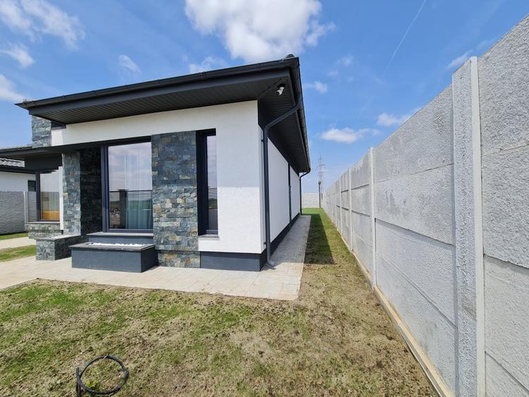 Casă Parter - Dormitor Matrimonial - Teren 365 mp - 115000 euro - Comuna Berceni