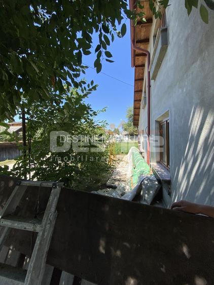 Casa de vanzare 260mp Borlesti 85.000€ - 41