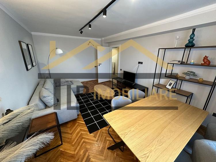 Apartament de 2 camere, 70mp, Zona Centrala