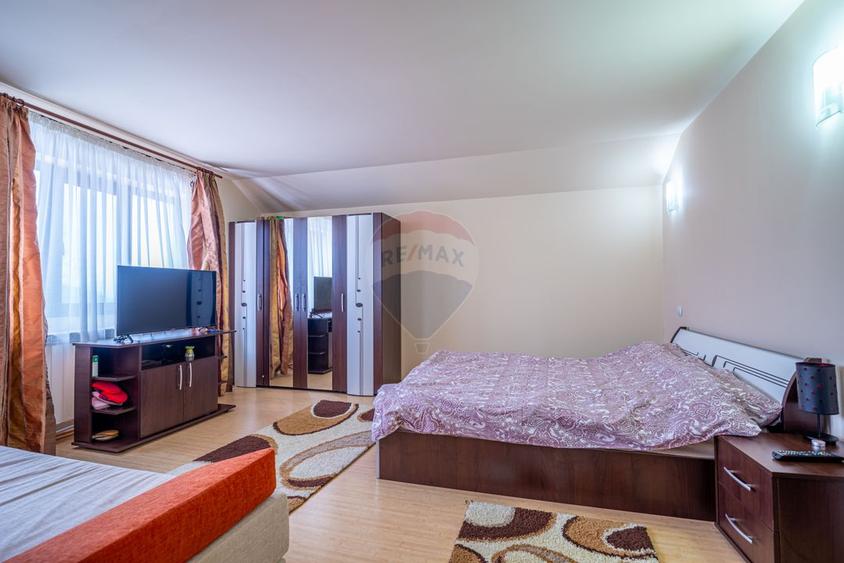 Vila cu 6 camere de vânzare în Predeal