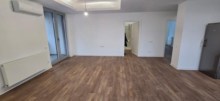 Apartament 4 camere