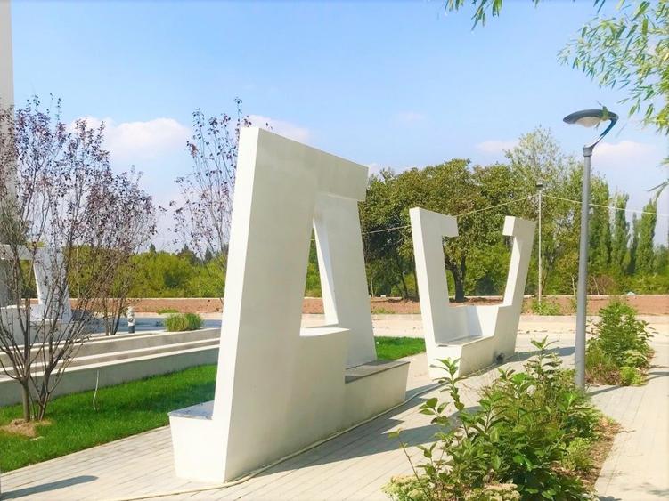 Proprietar Studio lux Aviatiei Aurel Vlaicu Onix Promenada Pipera Herastrau