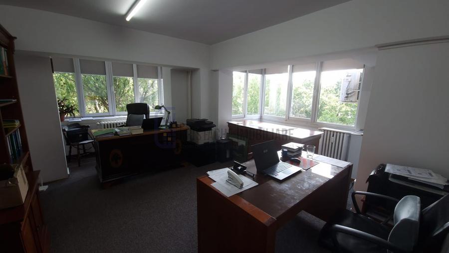 Piata Unirii_birou (post de lucru) exclusiv pentru avocati sau juristi