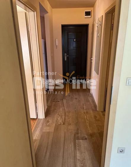 Închiriem apartament central 2 camere - 5