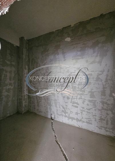 Spatiu ideal servicii/retail/showroom, parcare inclusa - 12