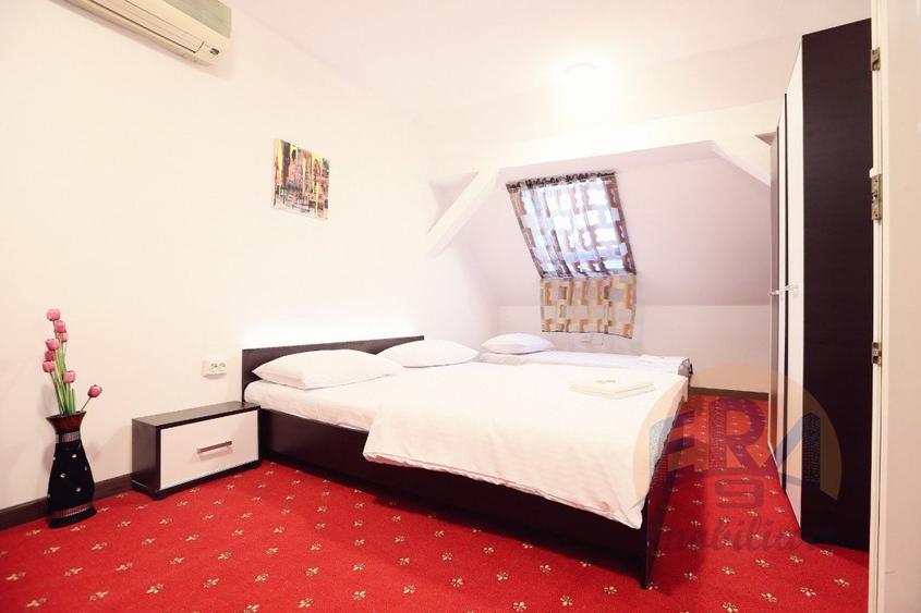 Casa cu 3 apartamente, P-ta Unirii , Str. Primariei