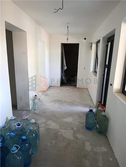 Casa tip parter zona Capatanesti