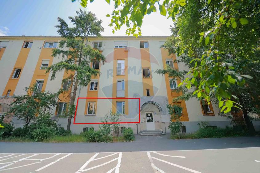 Apartament cu 2 camere de vânzare, în zona Decebal