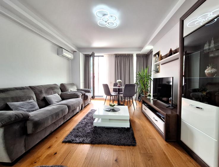 Vanzare apartament 2 camere Alongside Unirii Fountains, etaj 2, comision 0%