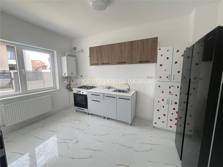 Vila individuala-4 camere-teren 560 mp-Cartierul nou-Strada Aviatorilor - 9