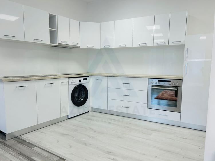 Studio modern  50 mp prima închiriere cu parcare  in zona Centrala