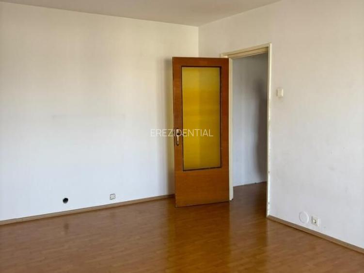 Apartament - 2 Camere - Decomandat - Aviatiei - 3