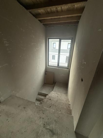 Casă individuală la preț de apartament , Chinteni 500mp de teren