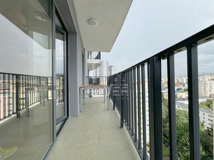 Apartament cu 2 camere la cheie in West City Tower.