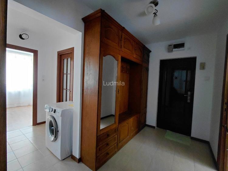  Prima inchiriere 3 camere, complet renovat, loc parcare asigurat. - 10