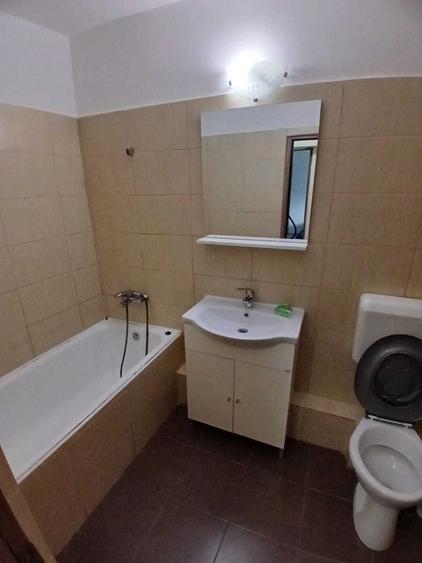 Garsoniera | Piata Muncii | Decomandata | Balcon | Proximitate Metrou