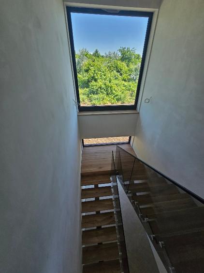 VILĂ PREMIUM NOUĂ ÎN COPOU – VITICULTORI | 215 MP UTILI | TEREN 570 MP | GARAJ |