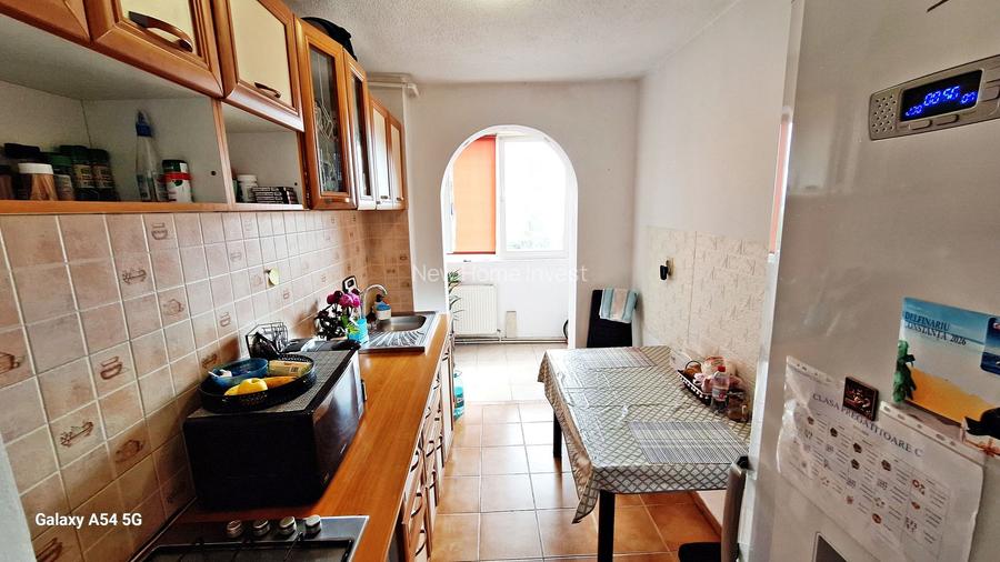 Zona ITC apartament cu doua camere decomandat, etaj5, pret 95000 euro - 3