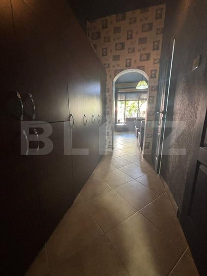 Snack Bar de vanzare, 90 mp, zona Micro 12