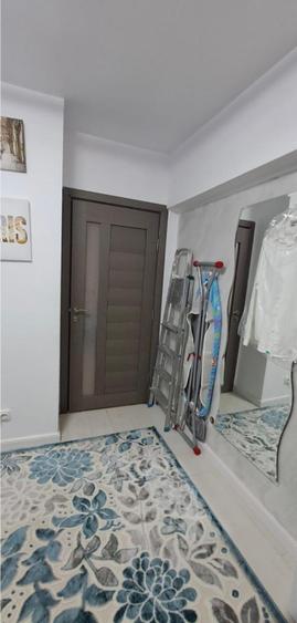 Apartament 3 camere, 80 mp, etaj 3 ,Radauti