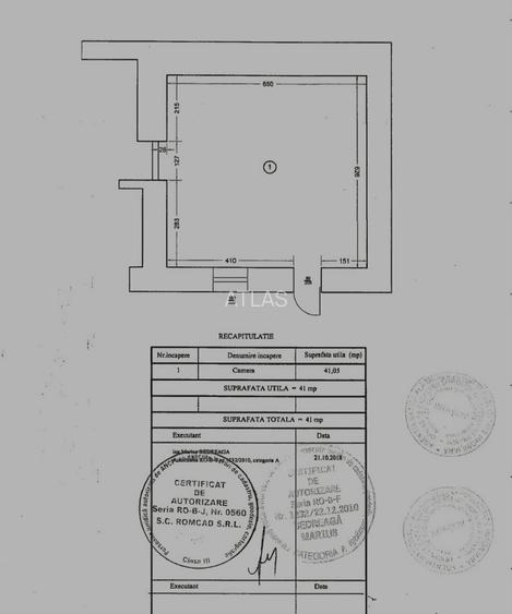 Piata Sfatului, 41 mp., ideal regim hotelier, de renovat la interior, acces usor
