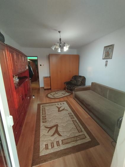 Apartament 2 camere !