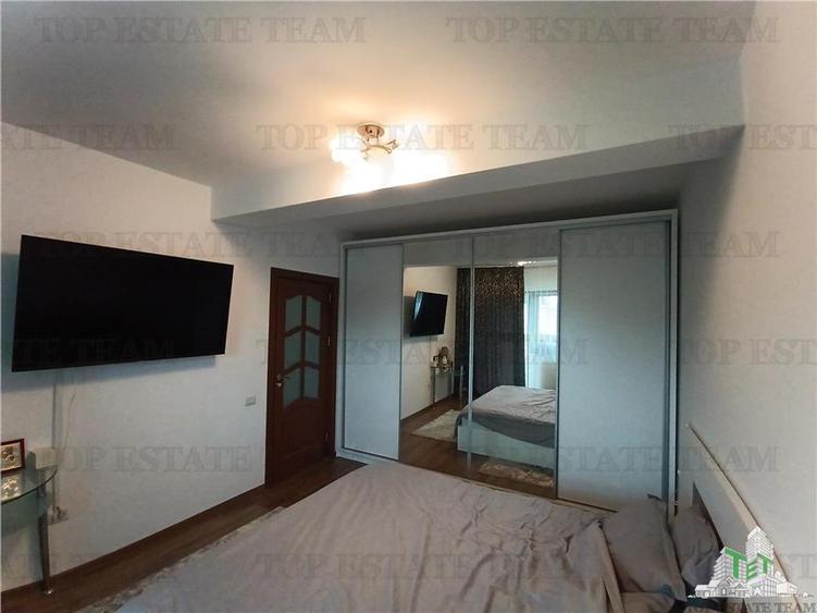 Casa deosebita P+1 cu 4 camere, foisor in curte si garaj, in Bragadiru aproape d