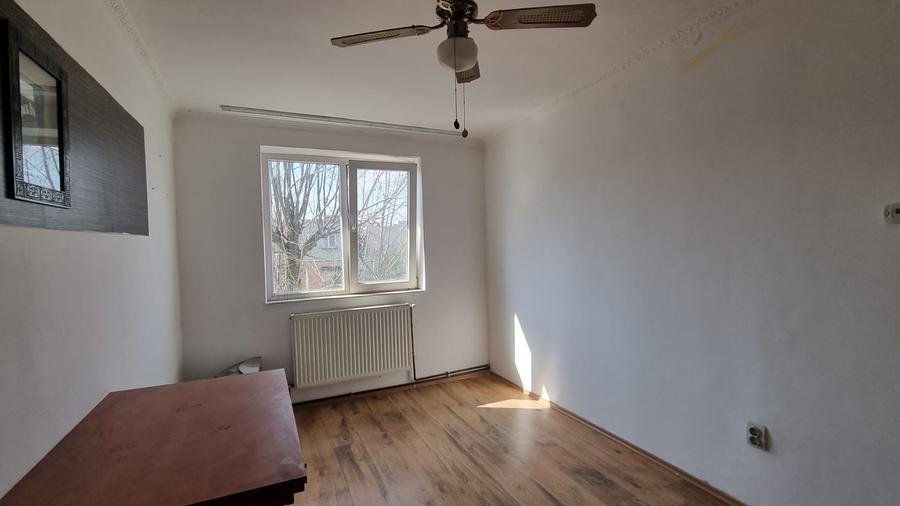 Garsoniera tip apartament caramida Neajlov 27000 Euro