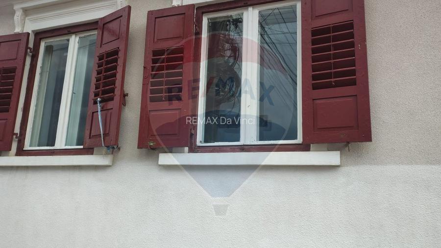 Casă individuala cu vedere catre muntii Postavaru de inchiriat - 3