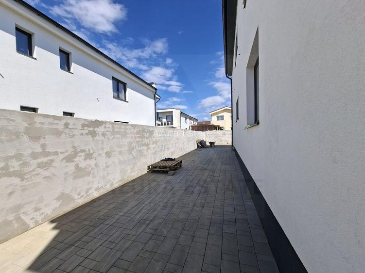 Casa moderna 3 camere P+1 curte privata libera 170 mp in Arhitectilor - 2