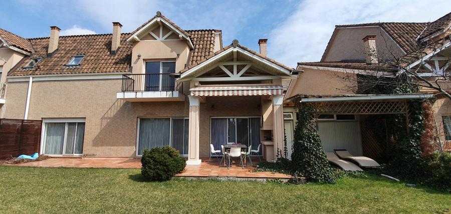 PIPERA COMPLEX DE VINZARE VILA IBIZA GOLF LIGHT
