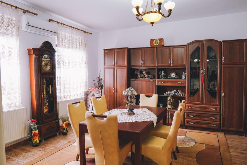 Casă renovată integral 4 camere + garaj | Piața Cluj, Str. Paris, Sibiu