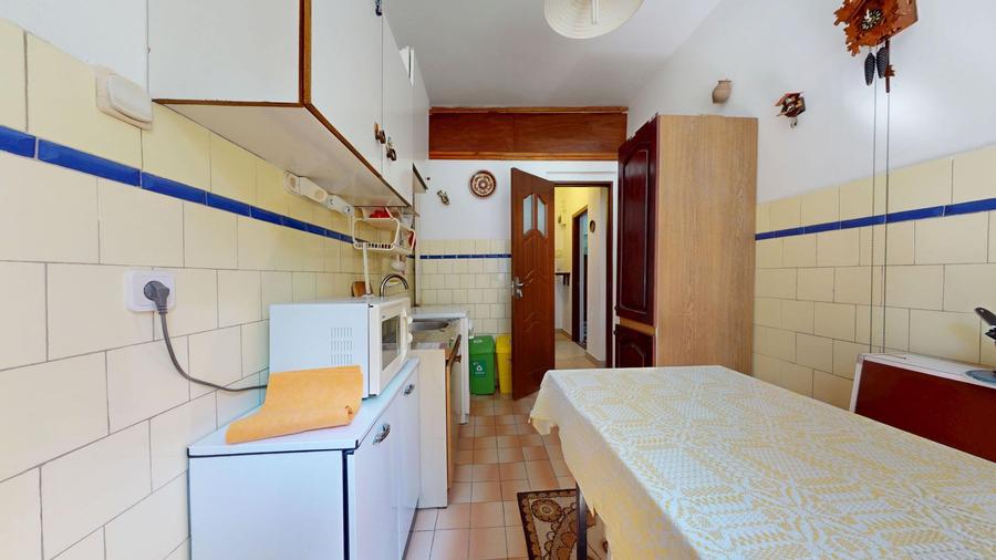 Apartament 2 ,5 camere,  cu gradina,  in centrul orasului Brasov