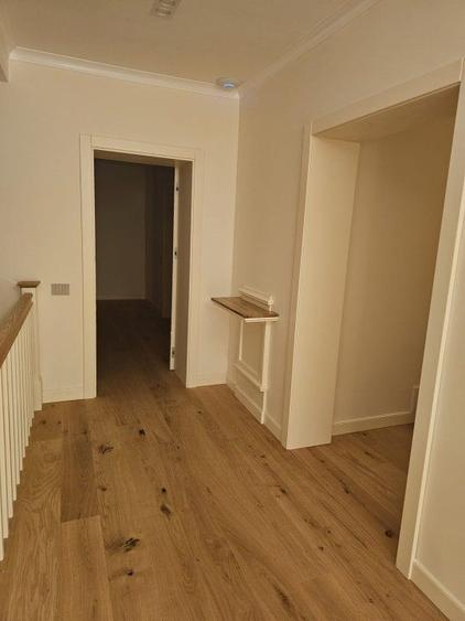 VILA LUX D+P+1+M ZONA FALEZA NORD