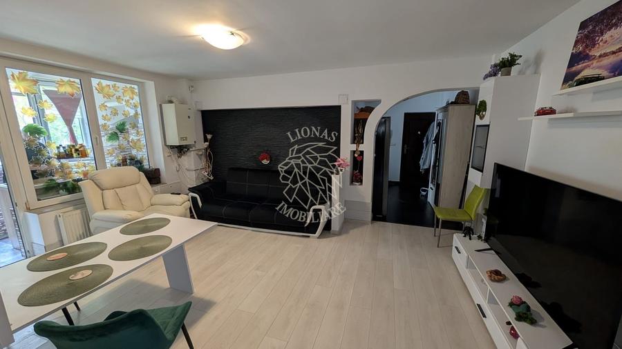 Apartament 3 camere-balcon-parcare-Zona Libertatii