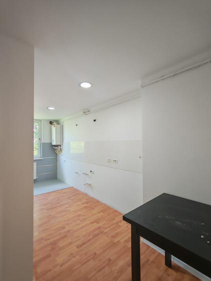 Apartament 3 camere decomandate Razboieni