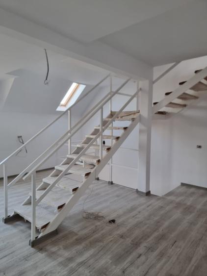 Casa duplex de vanzare ,320mp,Dornesti